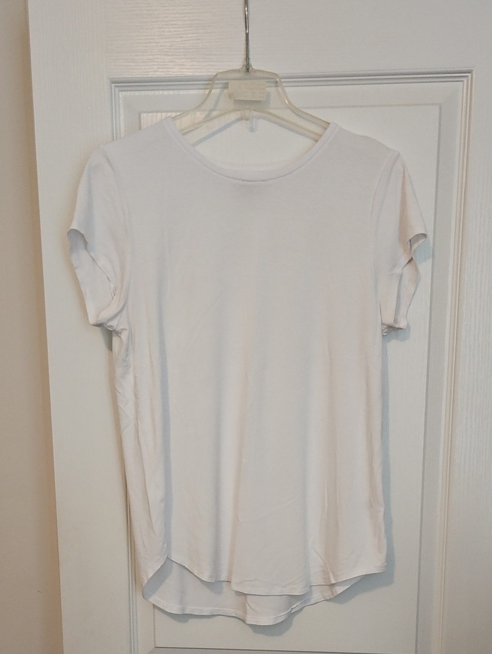 Cupio Women's White Short Sleeve Crew Tee